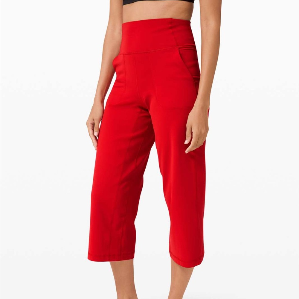 Lululemon Align wide leg cropped